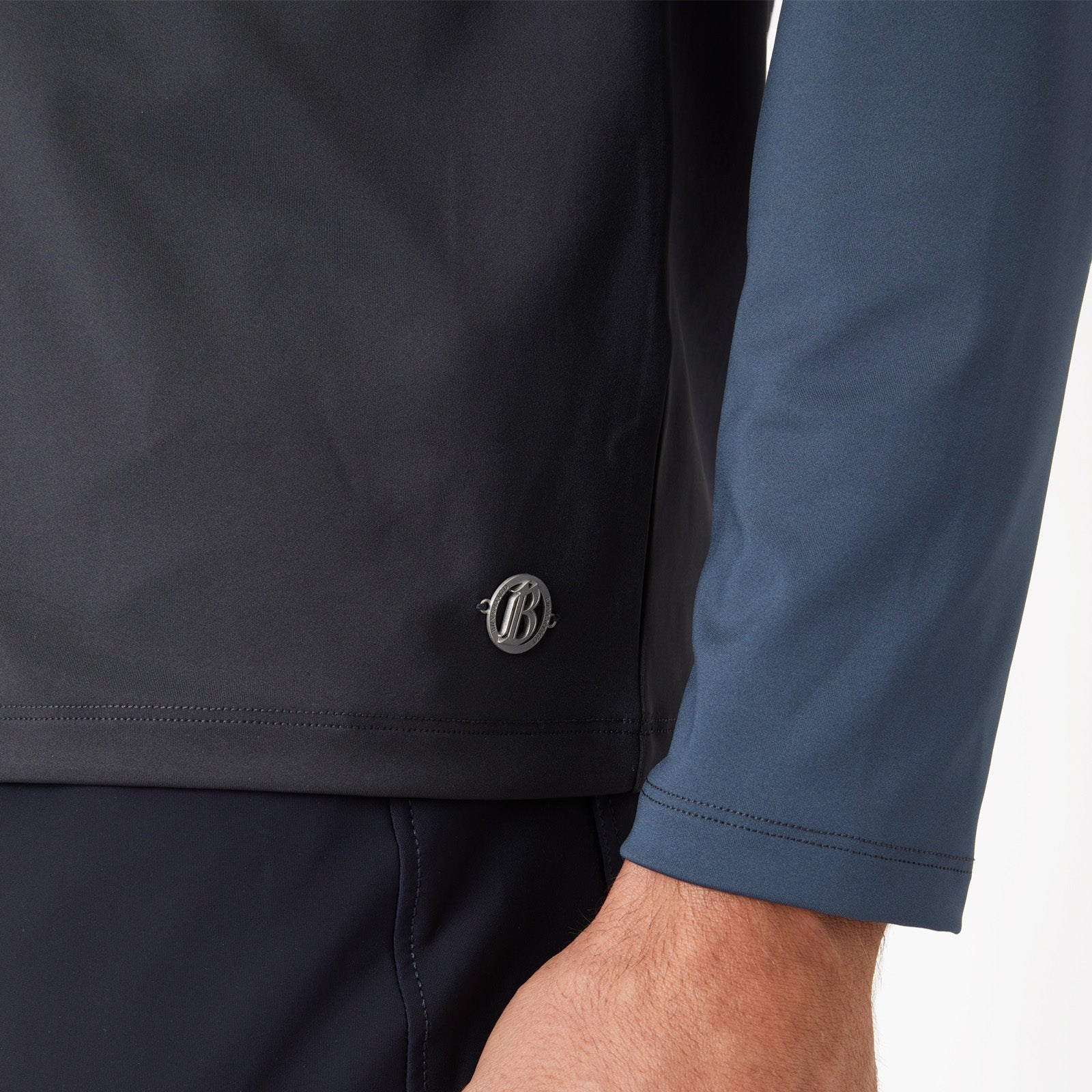 B Vertigo Mens Edmund Training Shirt