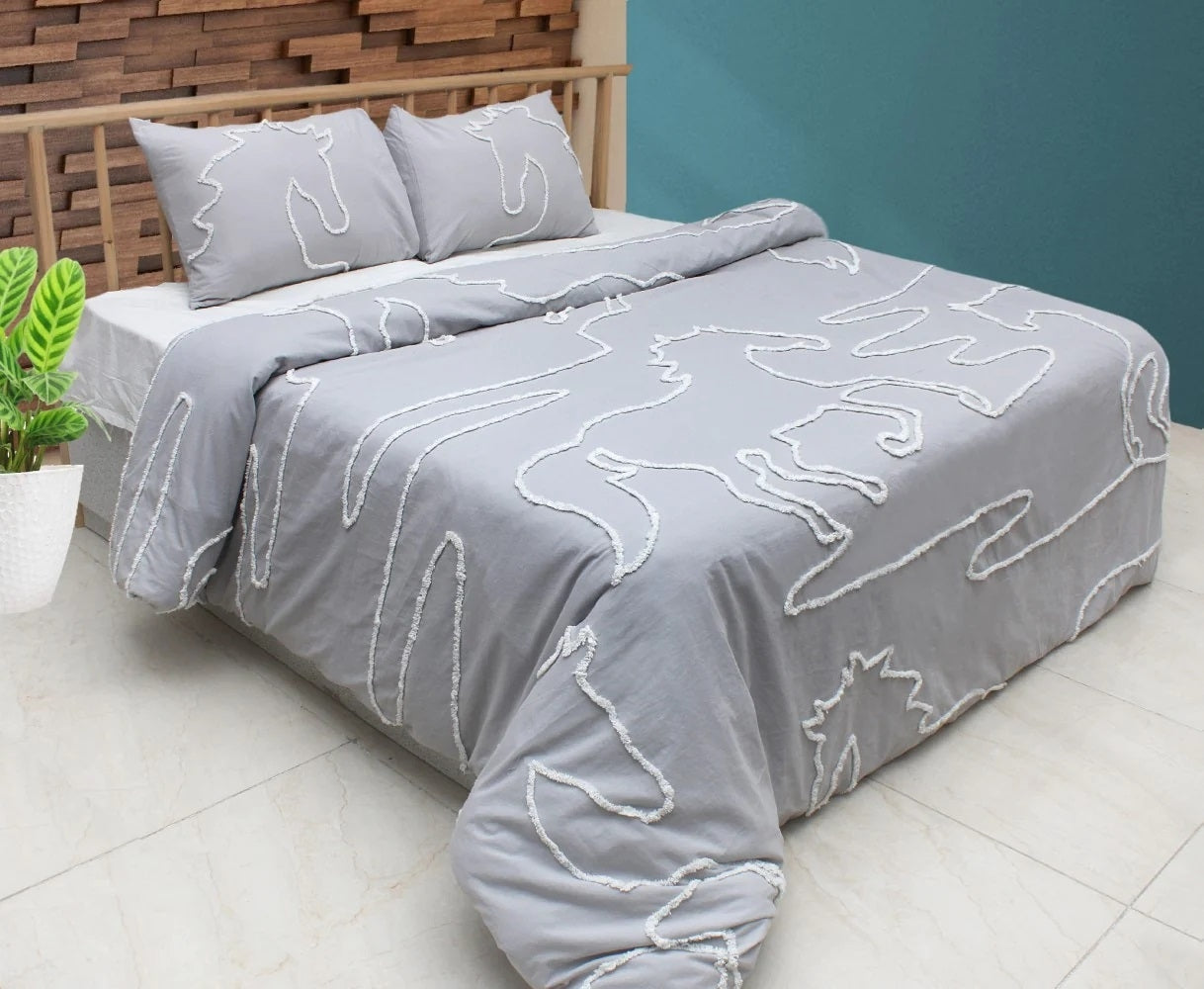 AWST Int'l "Lila" Elegant Horse Duvet Set