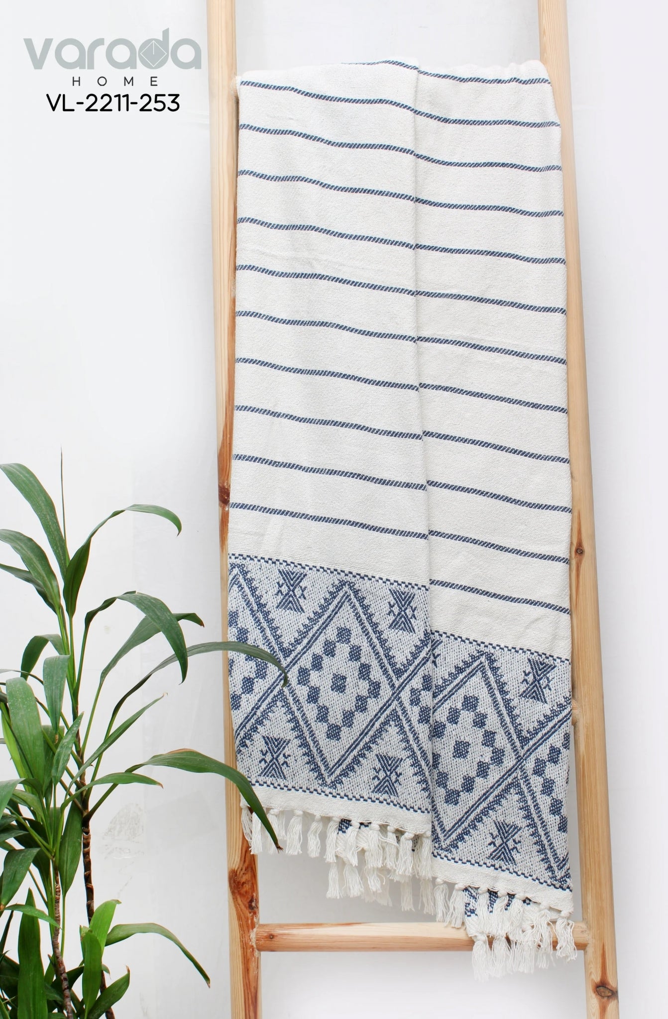 Awst Int'l Southwestern Cotton Throw