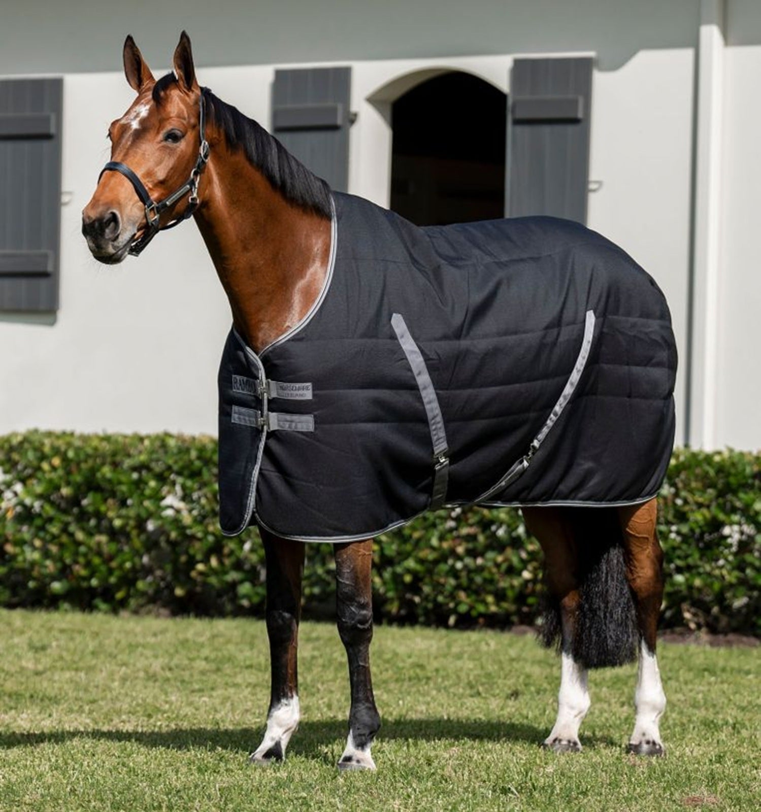 Rambo Stable 400g Embossed Lining