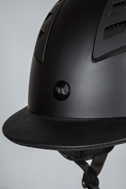 Back on Track EQ3 NEOZ MIPS Helmet