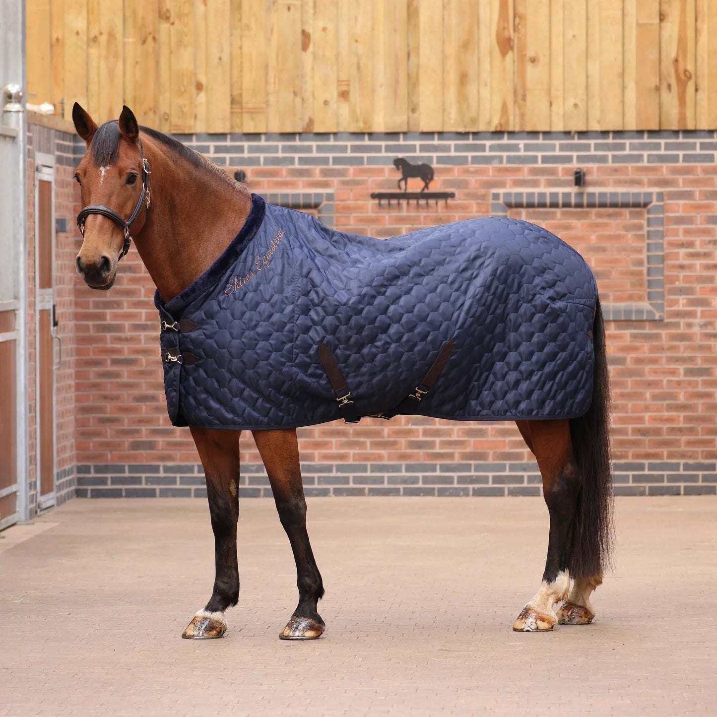 Shires Deluxe Quilted Blanket