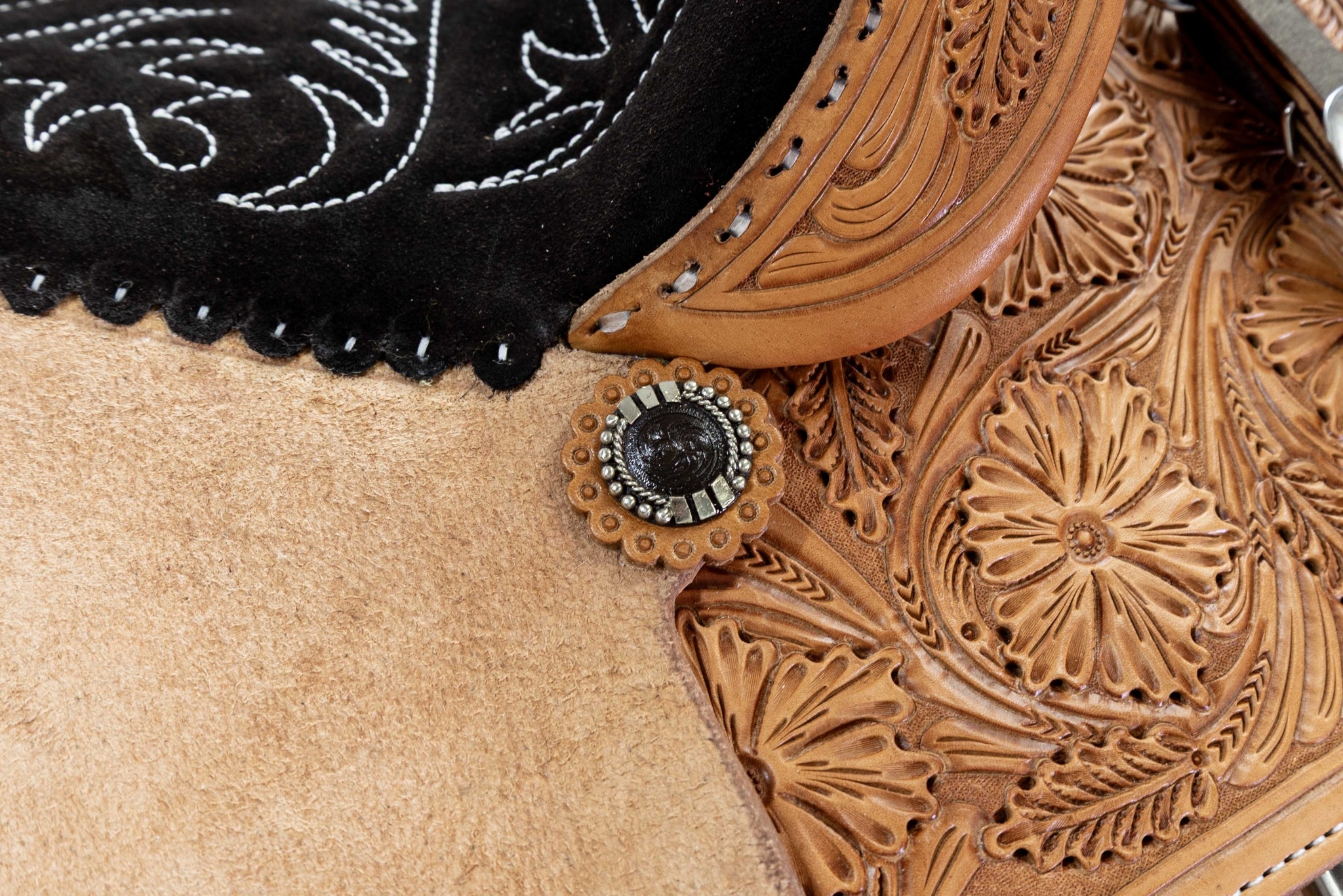 Circle Y PRCA 1/4 Tooled Team Roper Wyoming Saddle