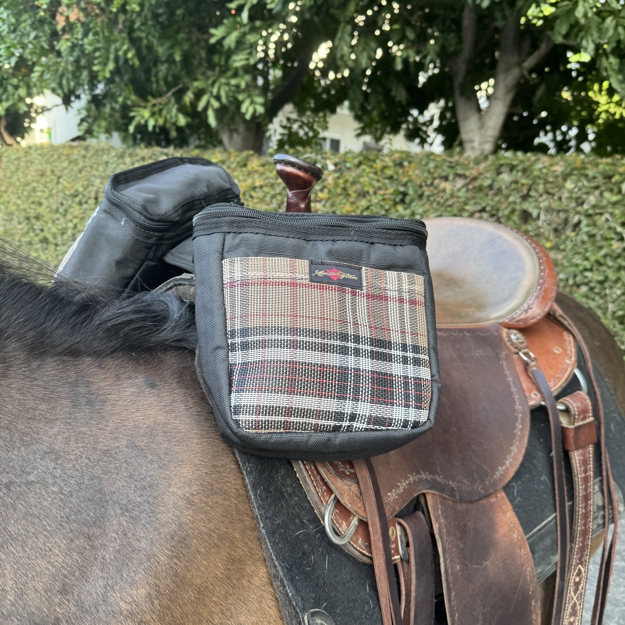 Kensington Insulated Western Horn Bag