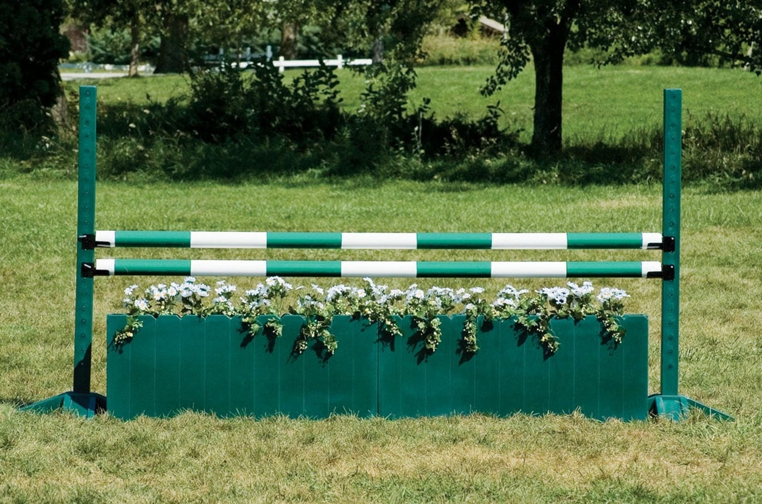 Burlingham Sports Picket Fence Wall