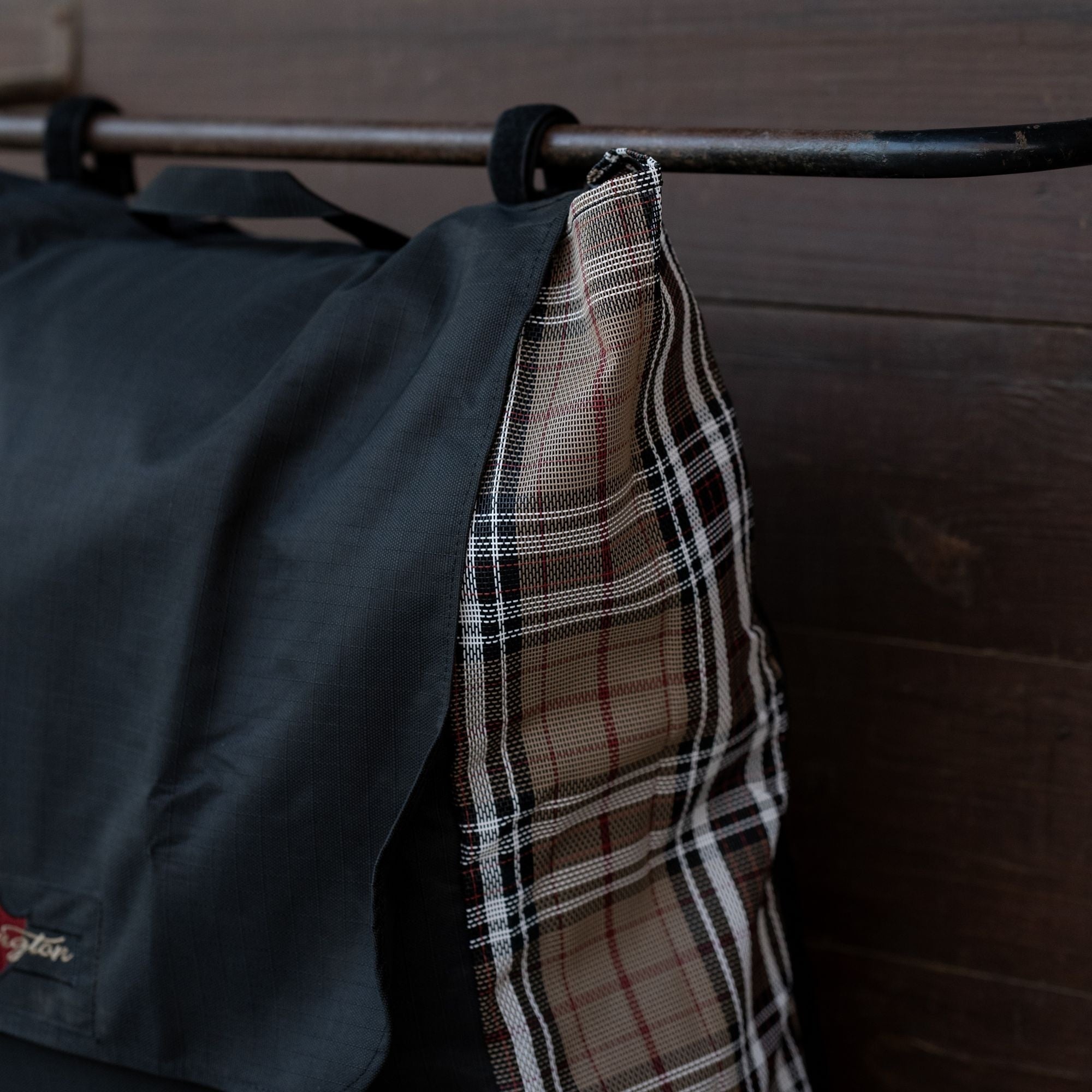 Kensington All Around Blanket Storage Bag