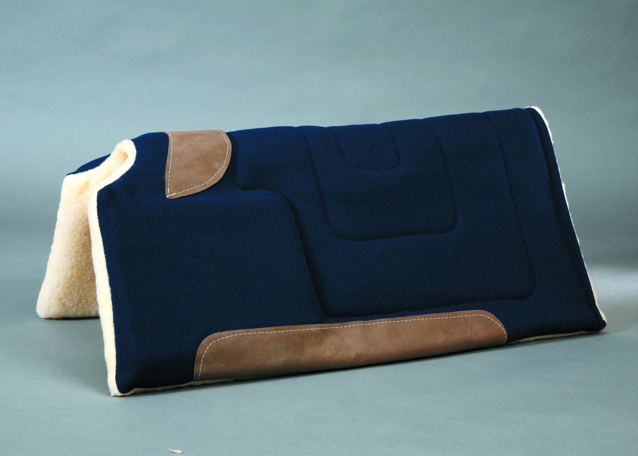 Colorado Saddlery Cut Back Raised Front Saddle Pad