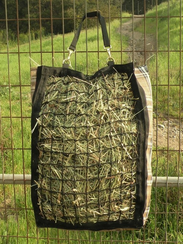 Kensington Slow Feed Hay Bag Bubblegum