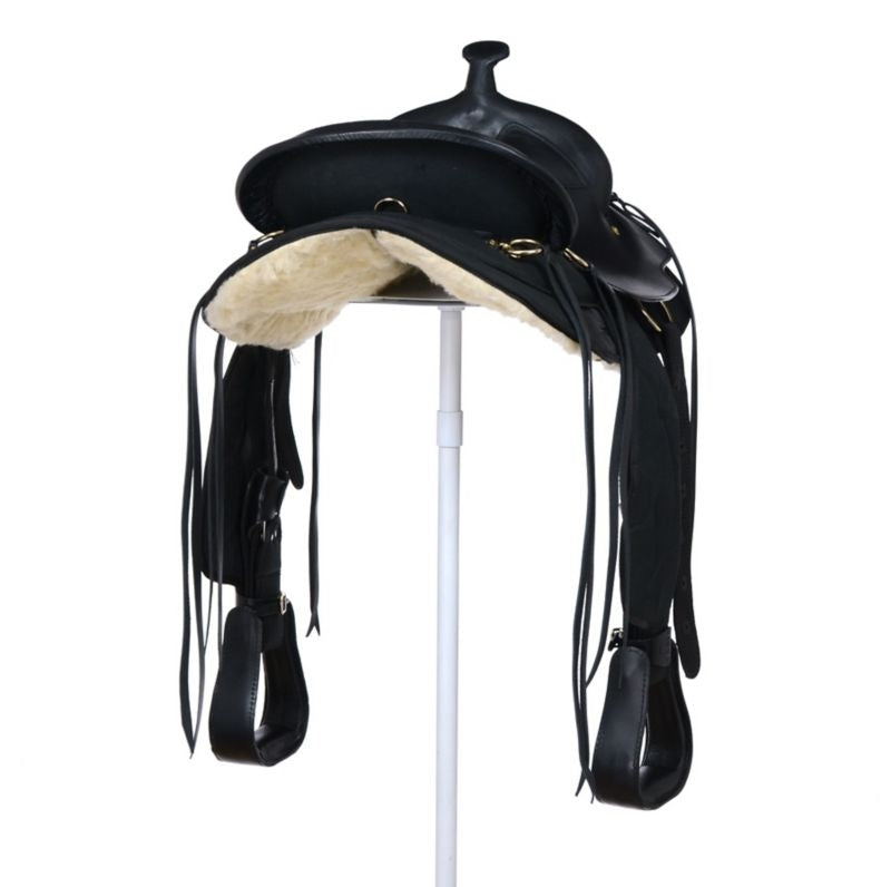 King Series Synthetic Gaited Round Skirt Trail Saddle