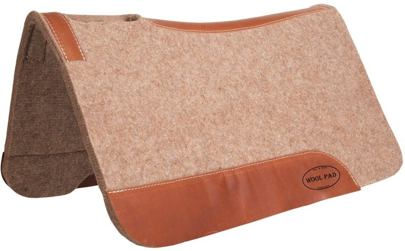 Mustang Tan Wool Contoured Pad
