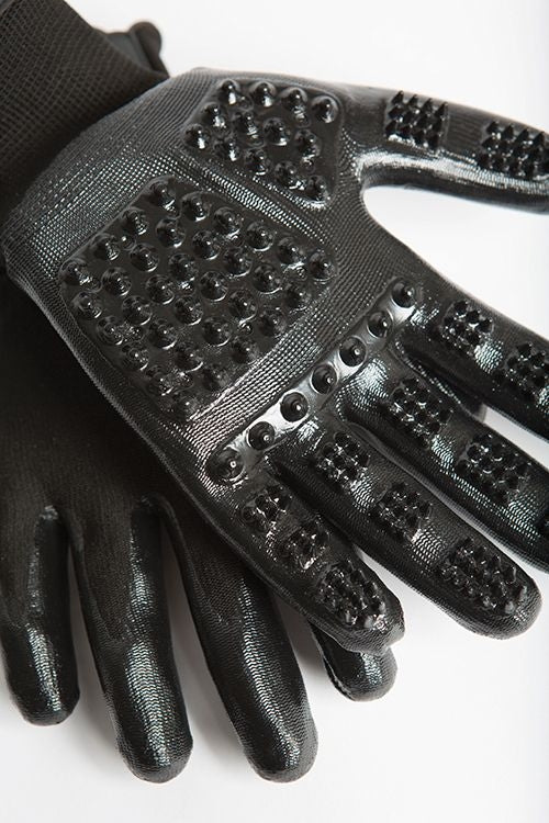 HandsOn Grooming Gloves