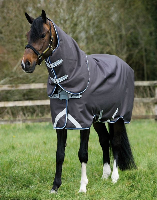 Amigo Bravo 12 Plus Turnout Medium