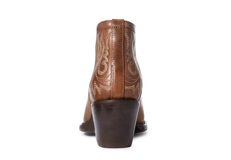 Ariat Ladies Dixon R Toe Boots