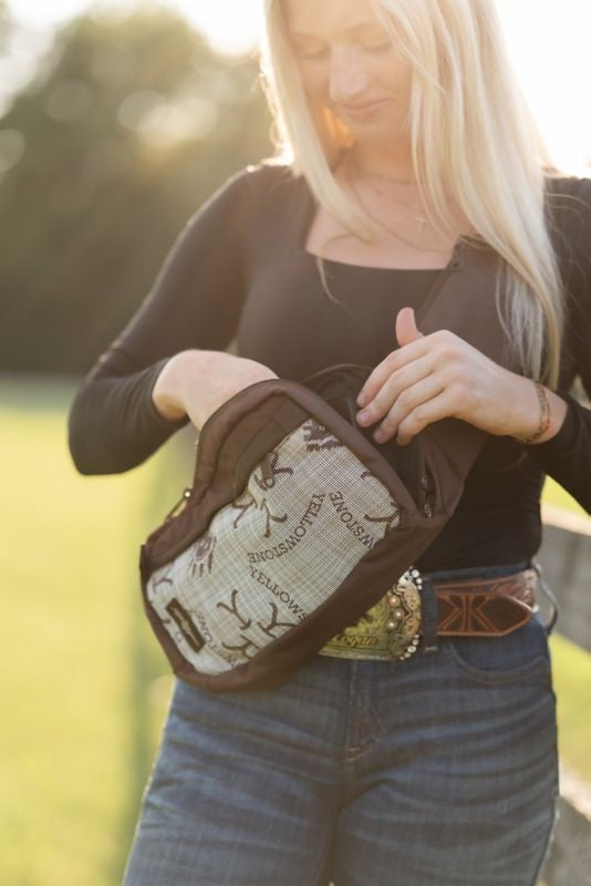 Yellowstone Shoulder Zip Bag