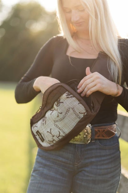 Yellowstone Shoulder Zip Bag