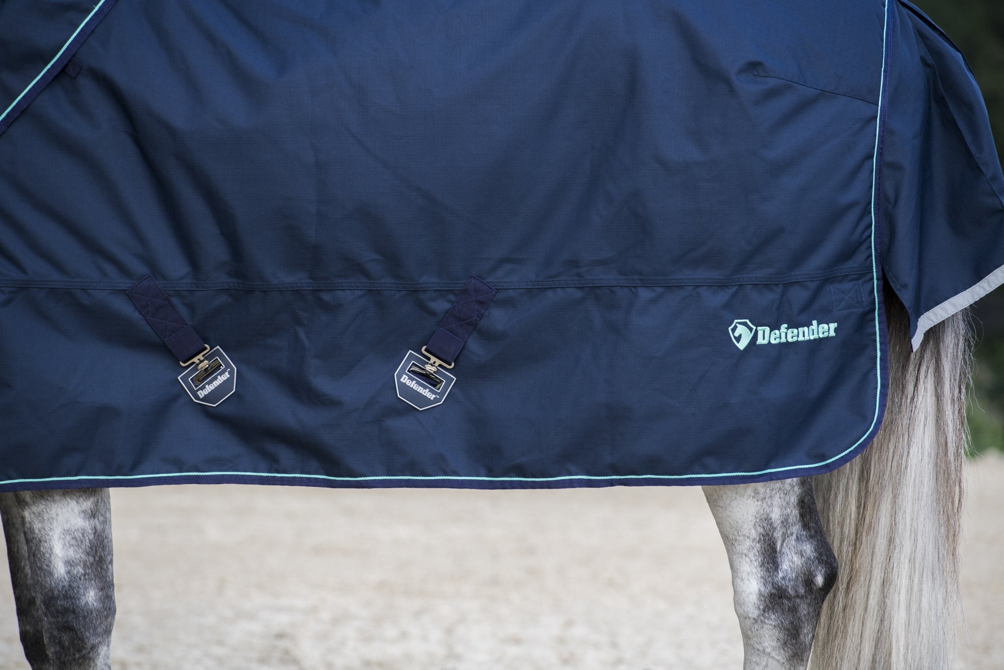 Defender Platinum 1200D Turnout 250g