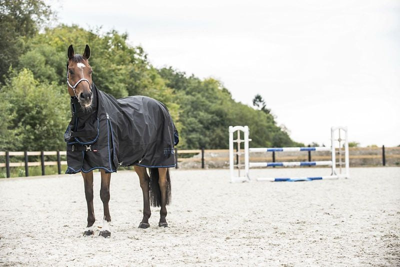 Horze Avalanche Medium Weight Turnout Blanket
