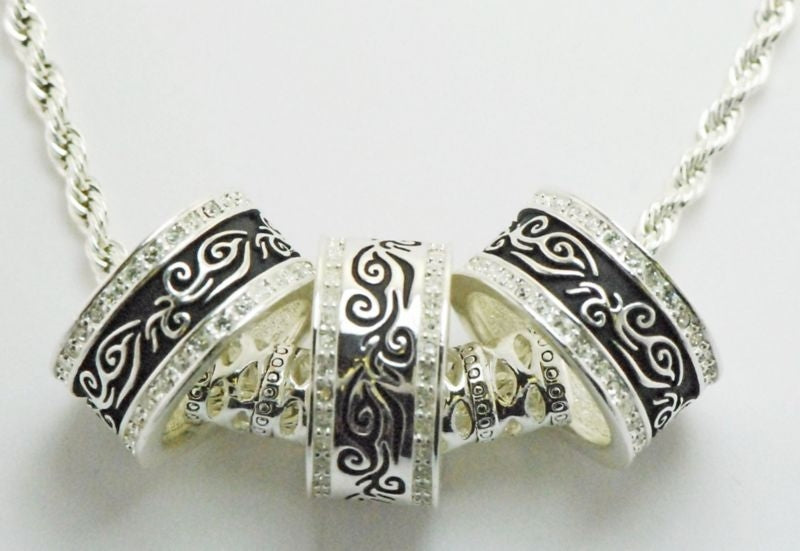 Western Edge 3 Ring Filigree Crystal Necklace