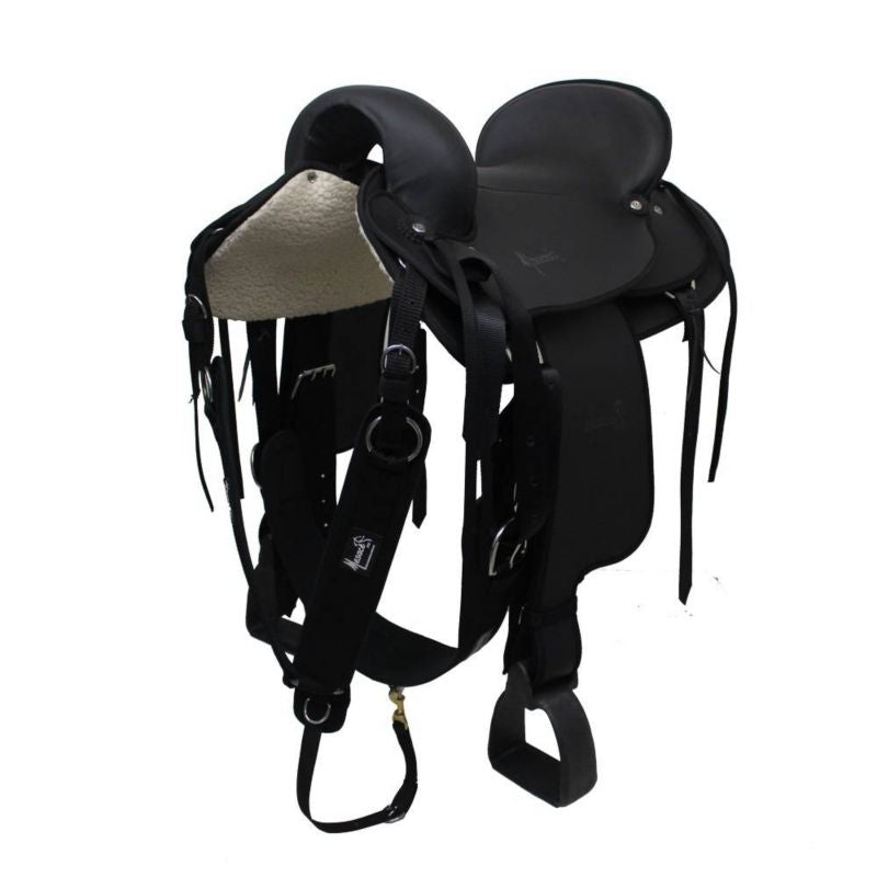 Mesace Hornless Saddle 15 Round Skirt Black
