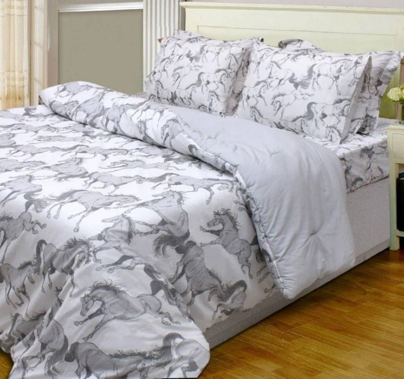 AWST Int'l "Lila" Elegant Horse Comforter Set