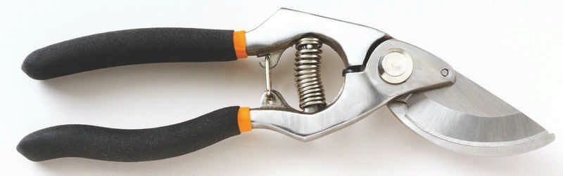 Fiskars IGC Line Forged Bypass Pruner